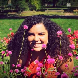 Meet your Posher, Beatriz